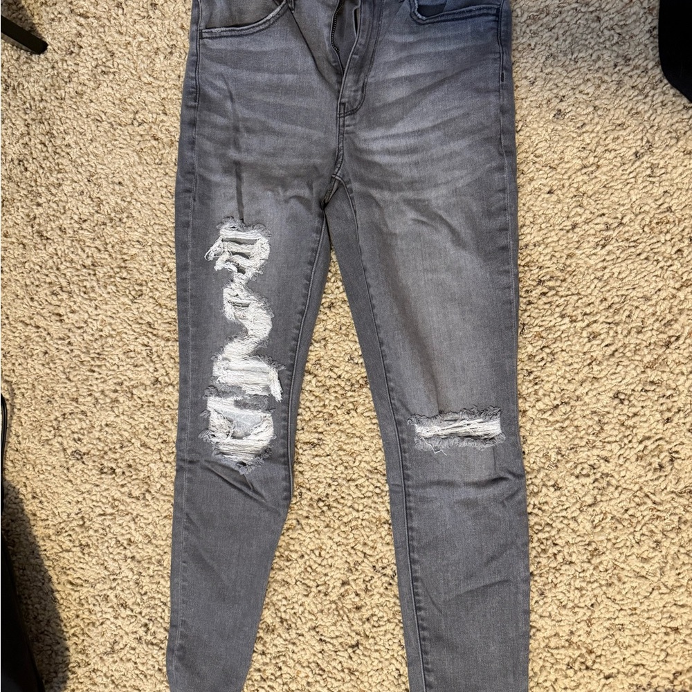 American Eagle Women’s Distressed Gray Jeans